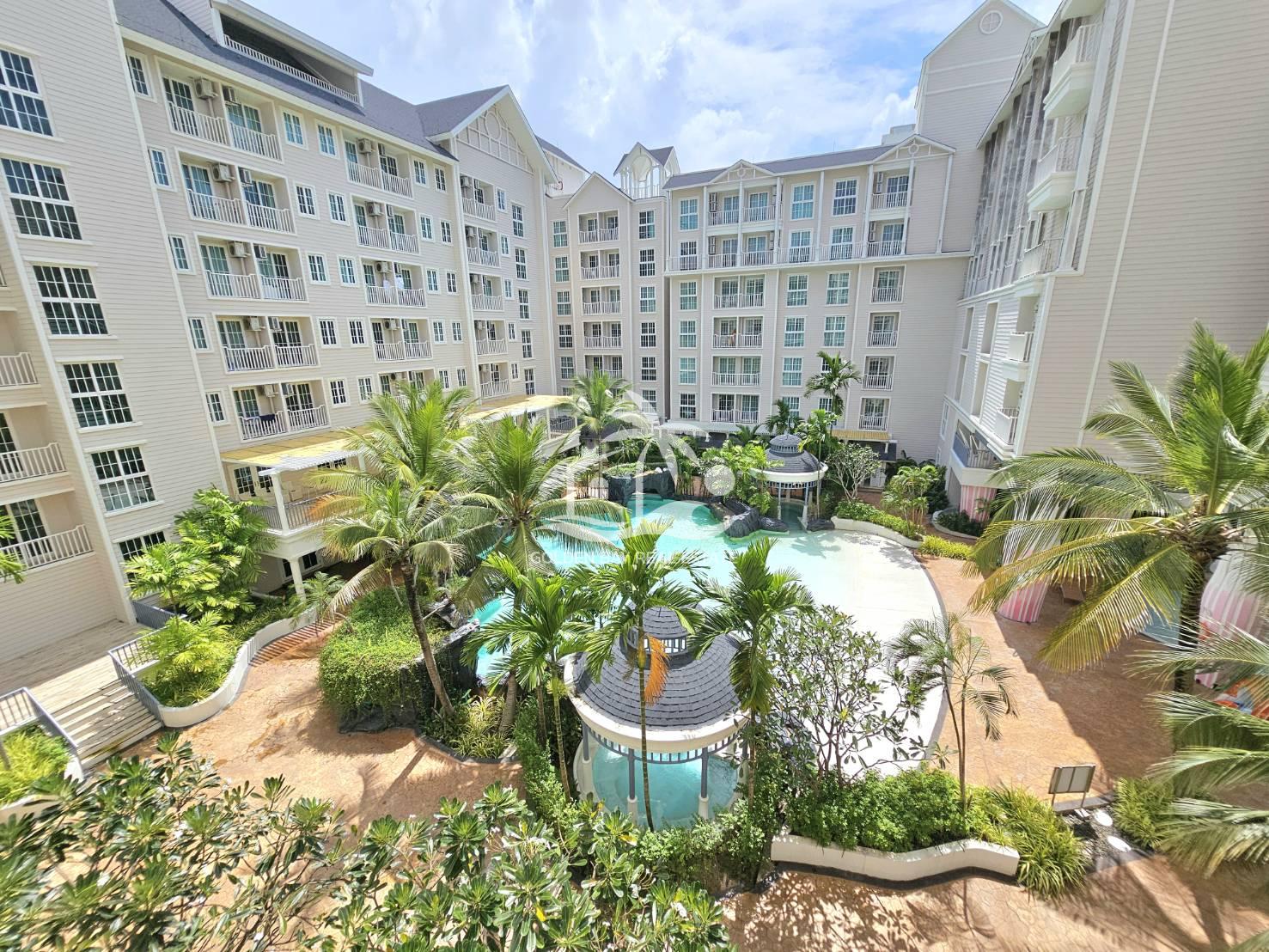 Grand Florida Beachfront – Na Jomtien