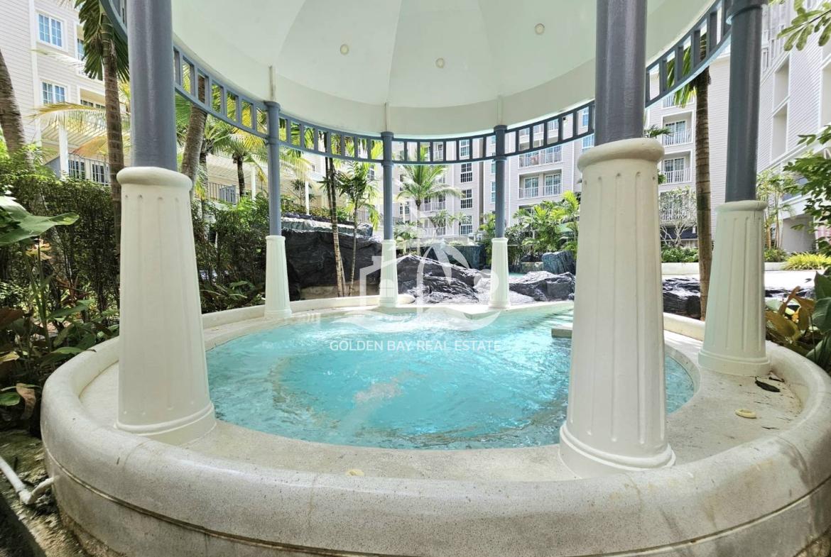 Grand Florida Beachfront – Na Jomtien
