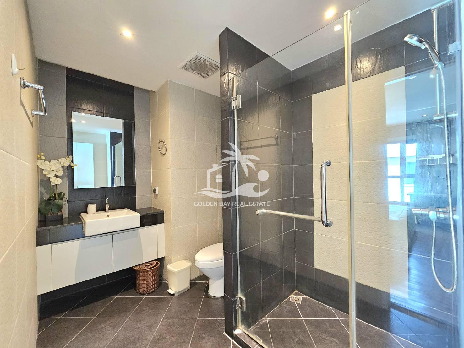 1582559_0 The Blue Residence – East Pattaya