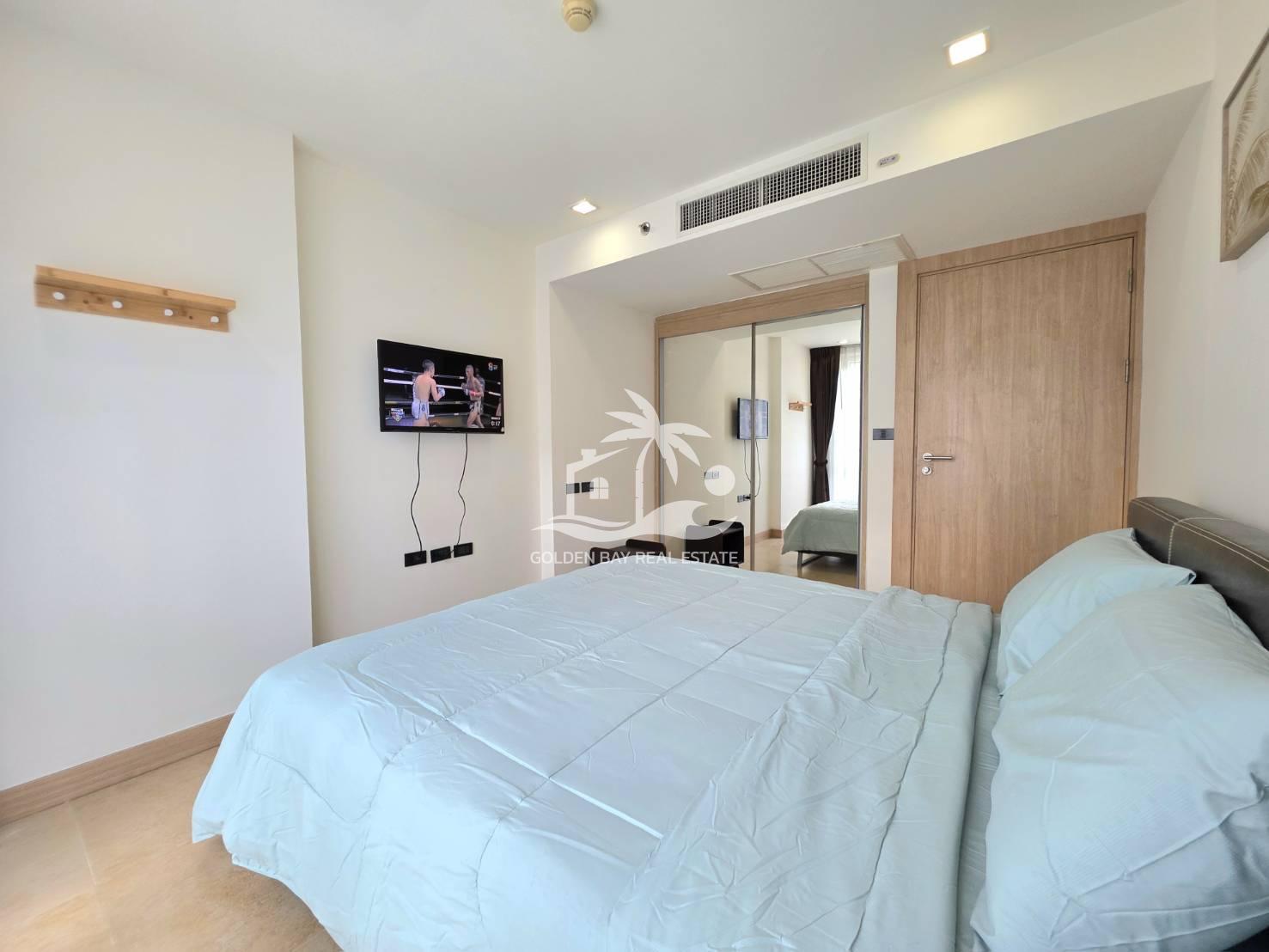 1754063_0 The Cliff Residence – Pratumnak Hill