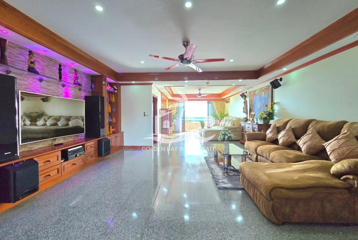Jomtien Plaza – Jomtien