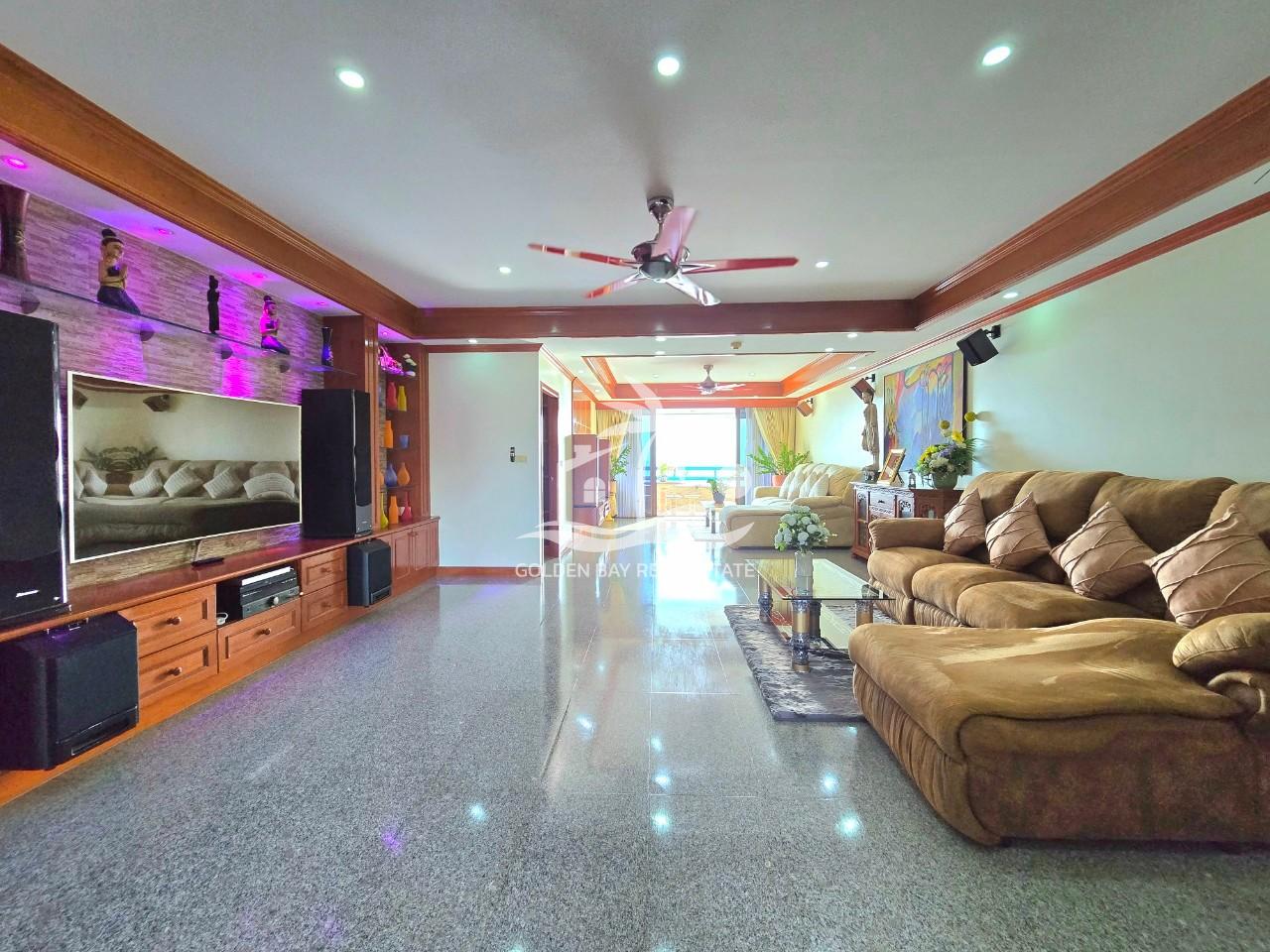 Jomtien Plaza – Jomtien
