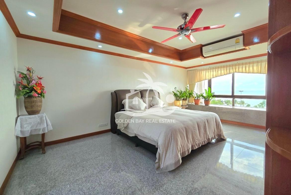 Jomtien Plaza – Jomtien