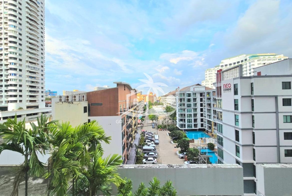 Jomtien Plaza – Jomtien