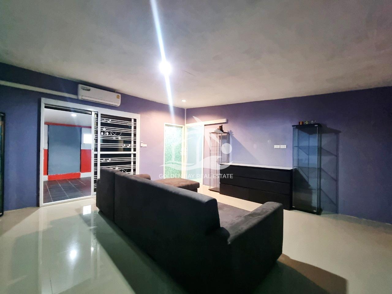 LINE_ALBUM_16102024_241017_17 Private House in Pong – East Pattaya