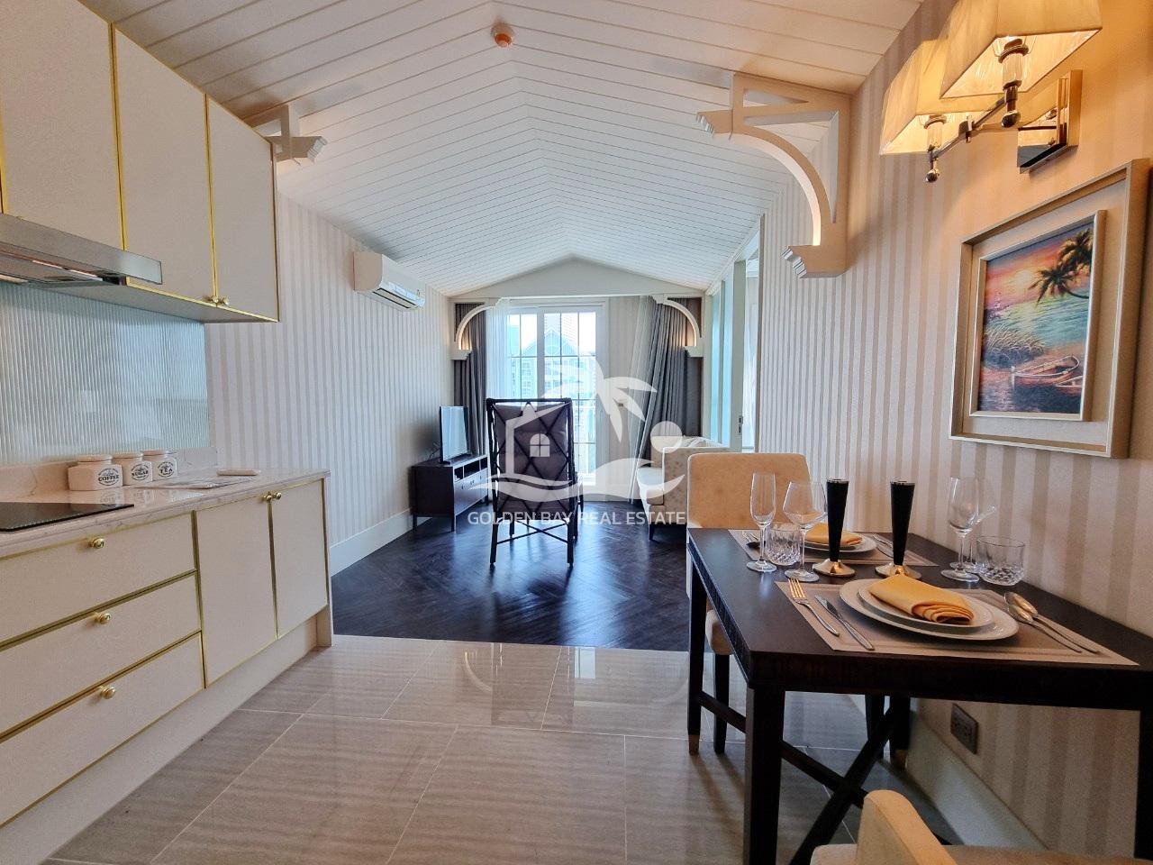 Grand Florida Beachfront – Na Jomtien