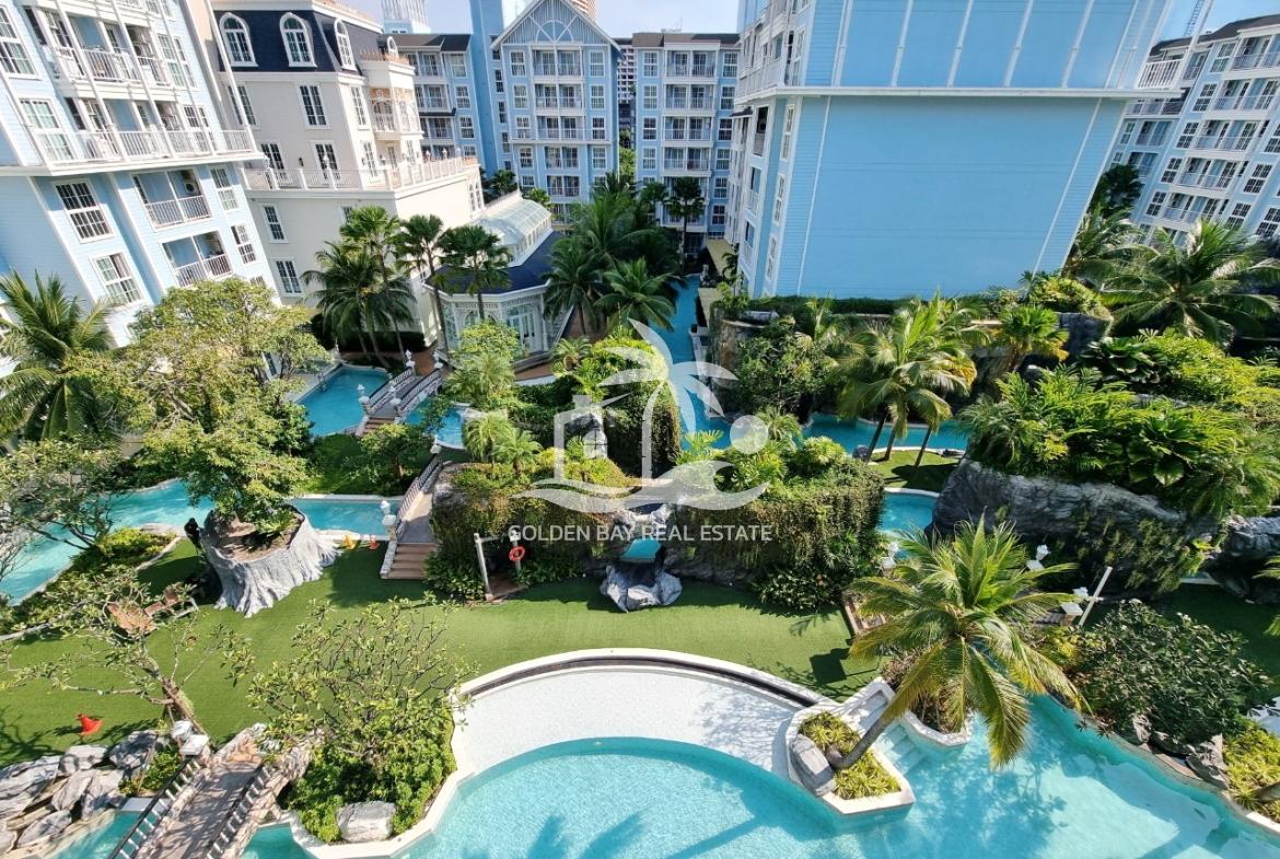 Grand Florida Beachfront – Na Jomtien