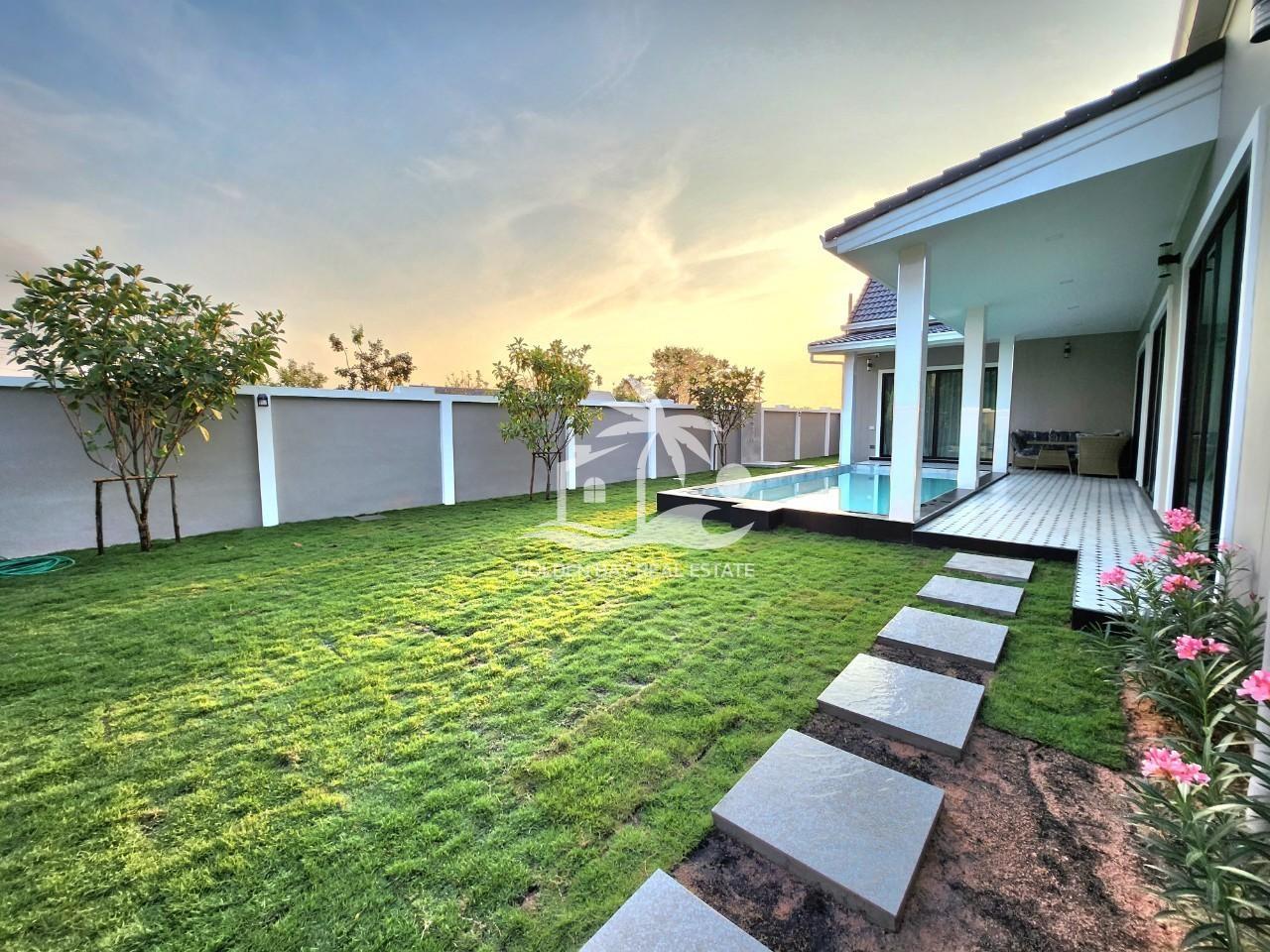 Private Pool Villas – East Pattaya