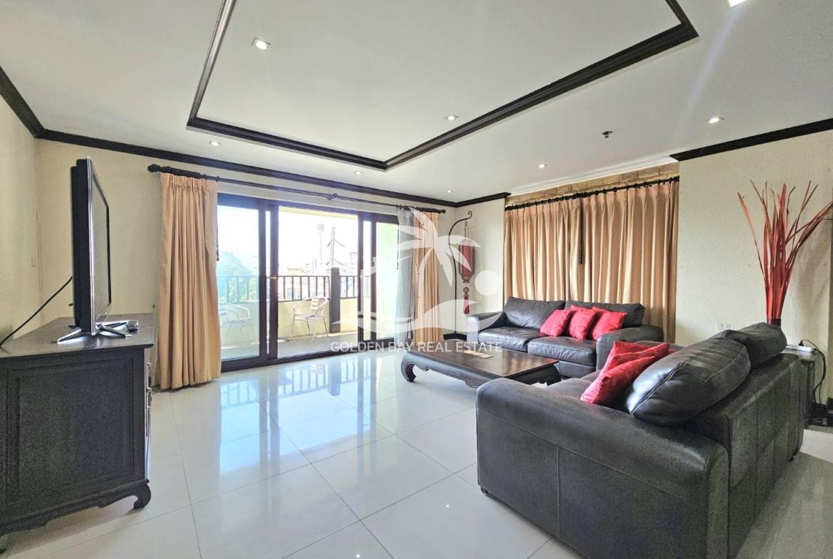 Nirvana Place – Pratumnak Hill