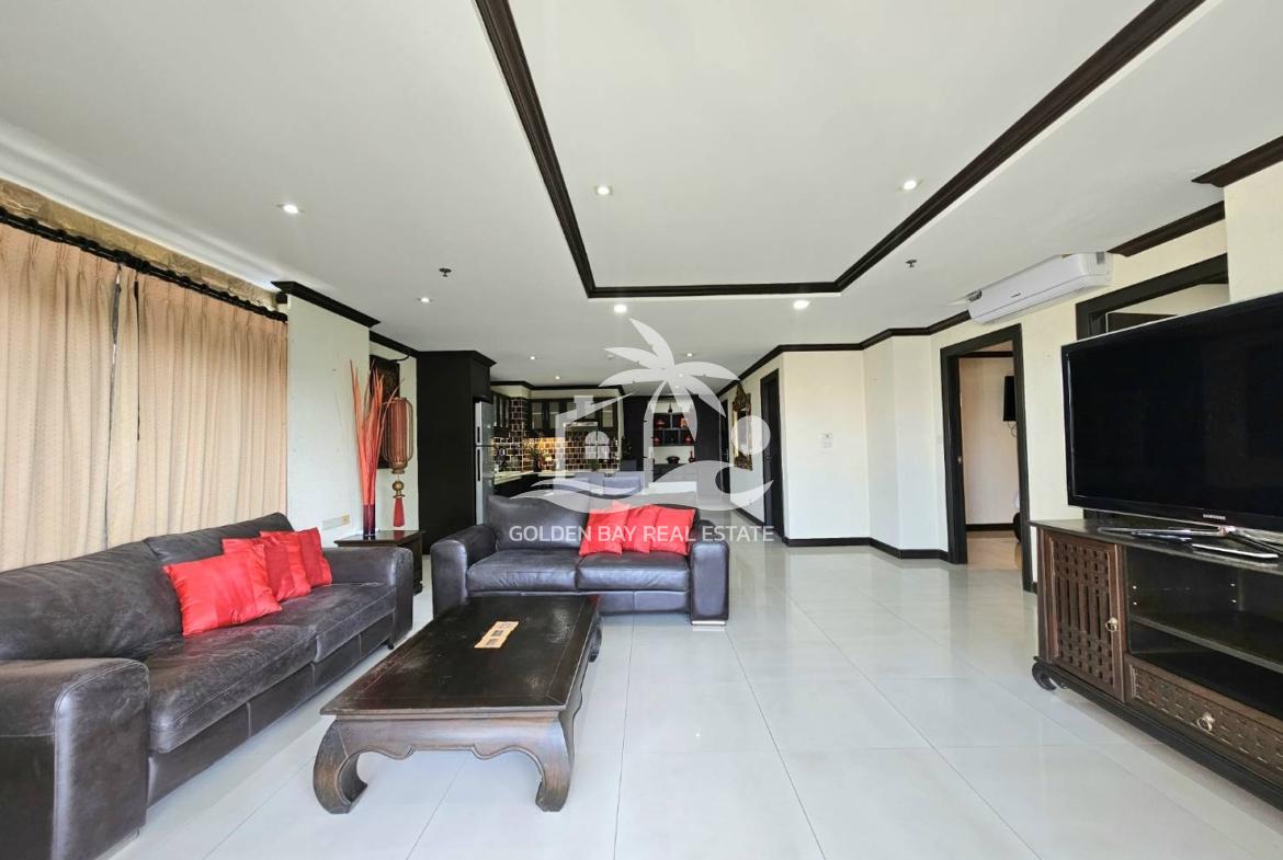 Nirvana Place – Pratumnak Hill