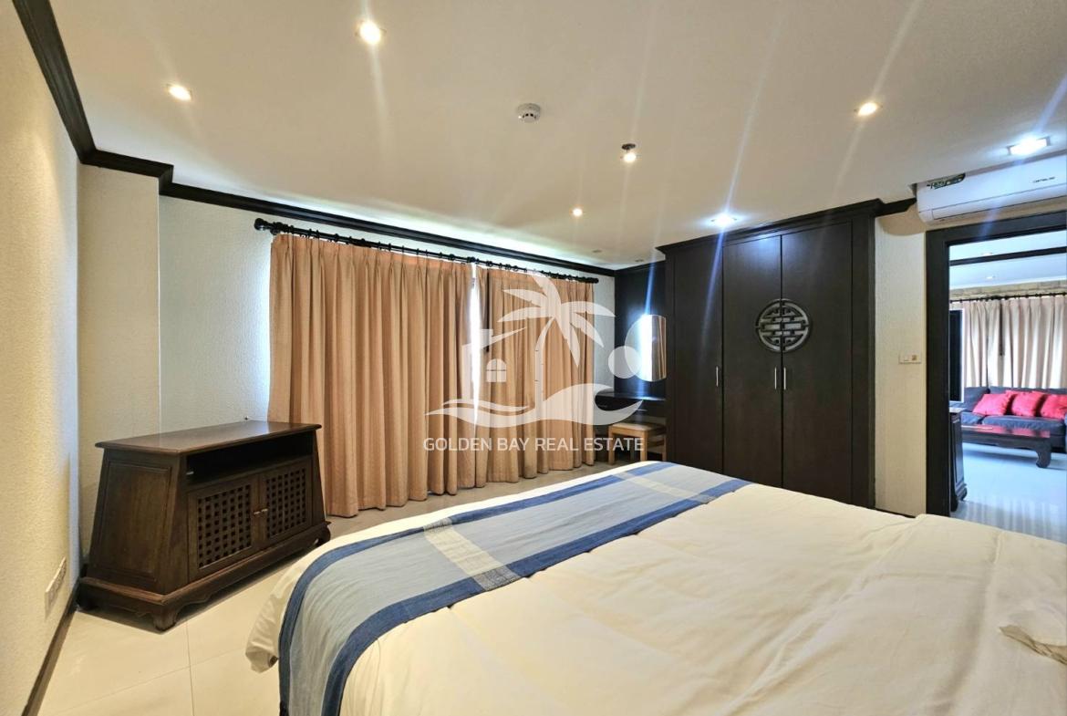 Nirvana Place – Pratumnak Hill
