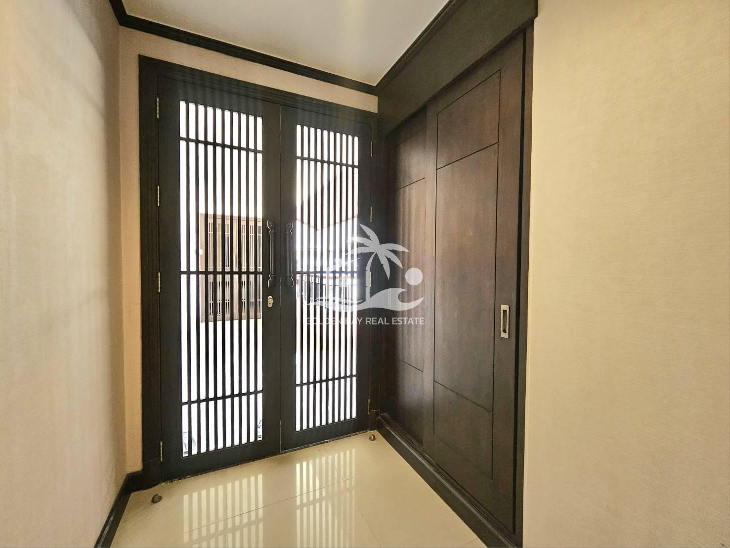 1595824_0 Prime Suites – Pattaya City