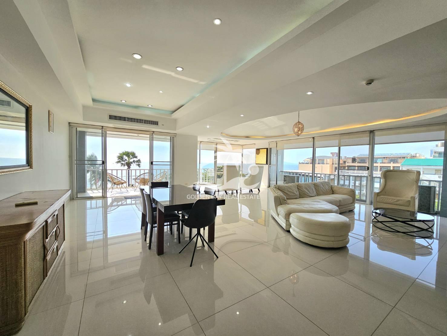 Coconut Beach – Jomtien