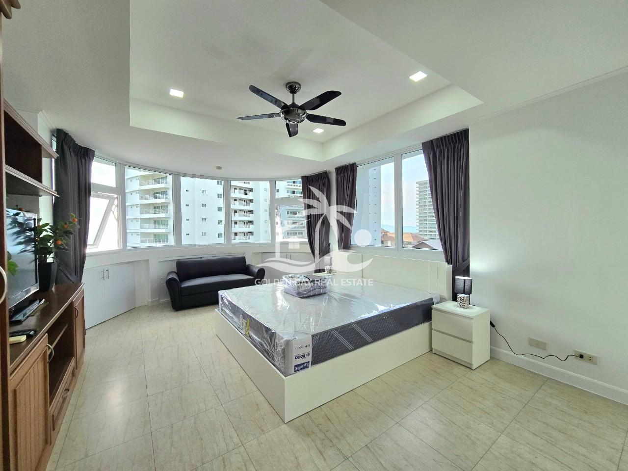 Jomtien Complex – Jomtien