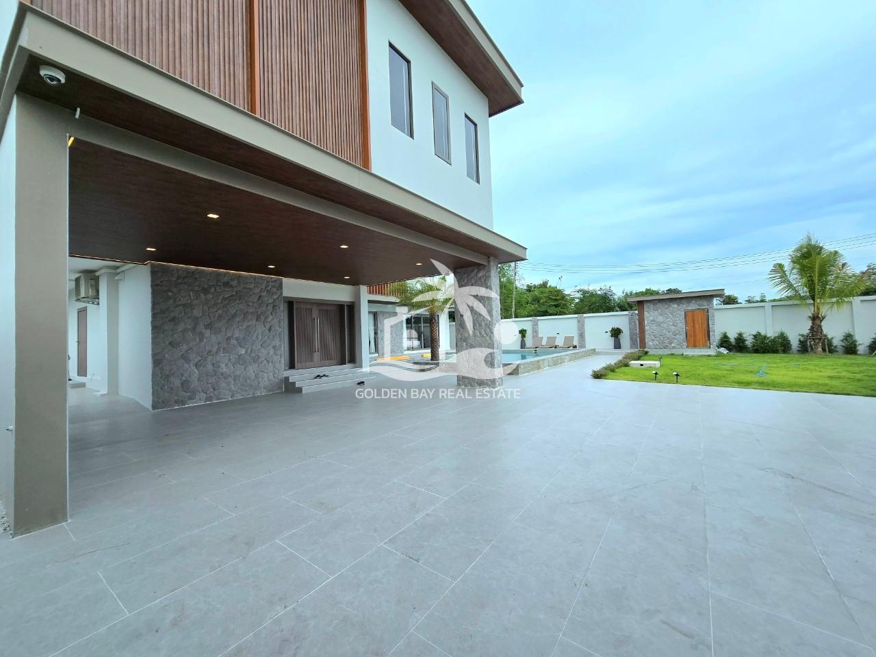 Luxury Pool Villa – Huay Yai