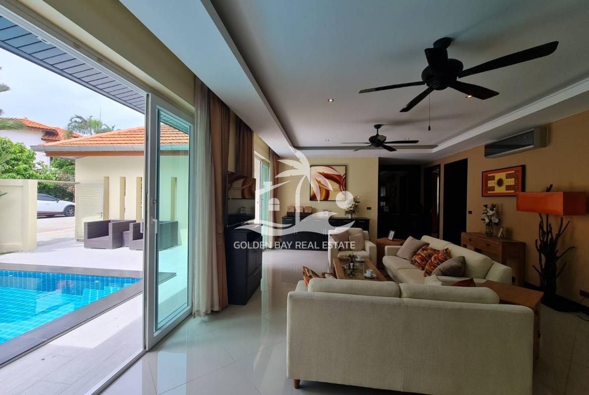 Whispering Palms – East Pattaya