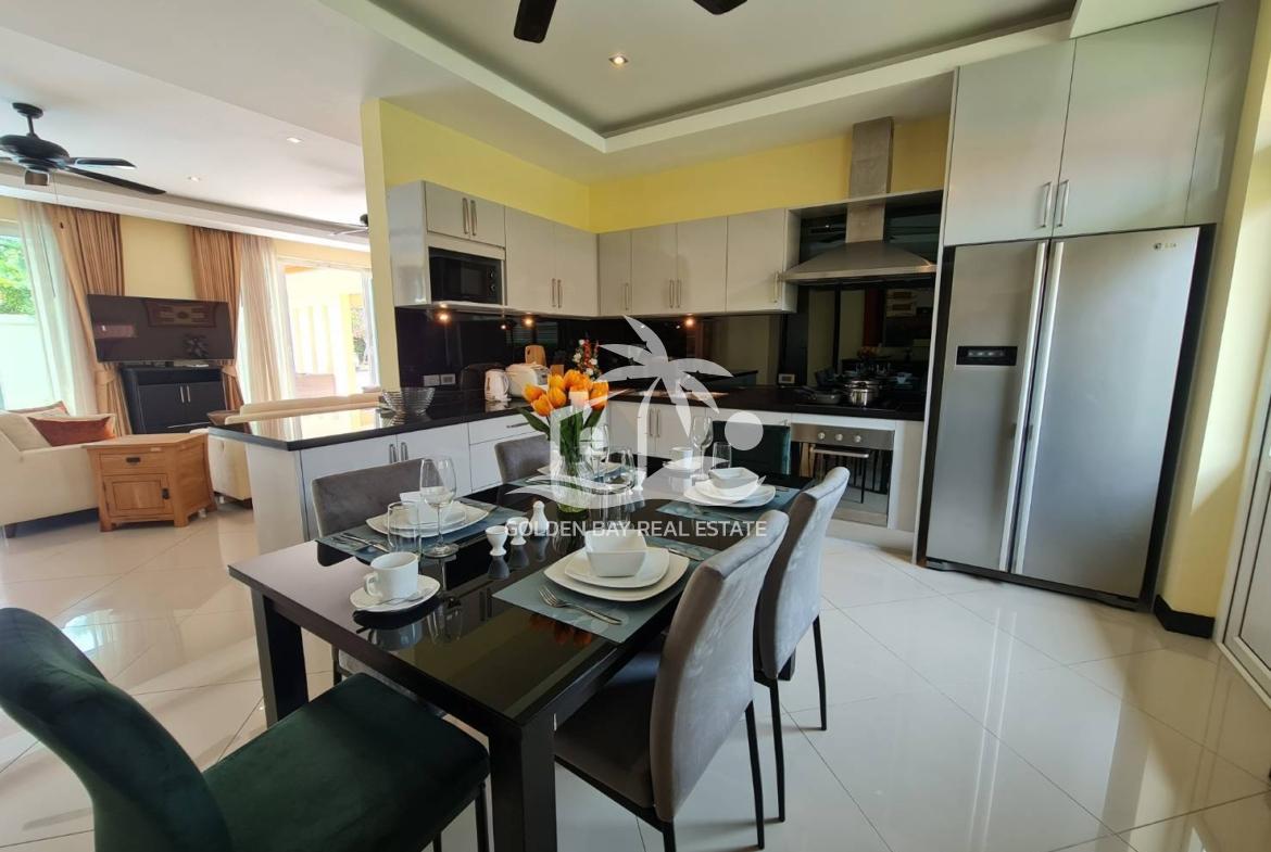 Whispering Palms – East Pattaya