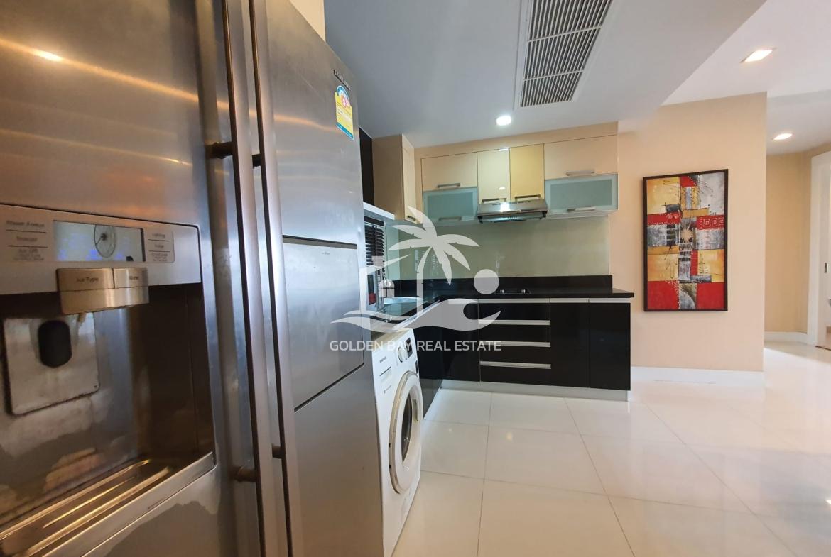 Apus – Pattaya City