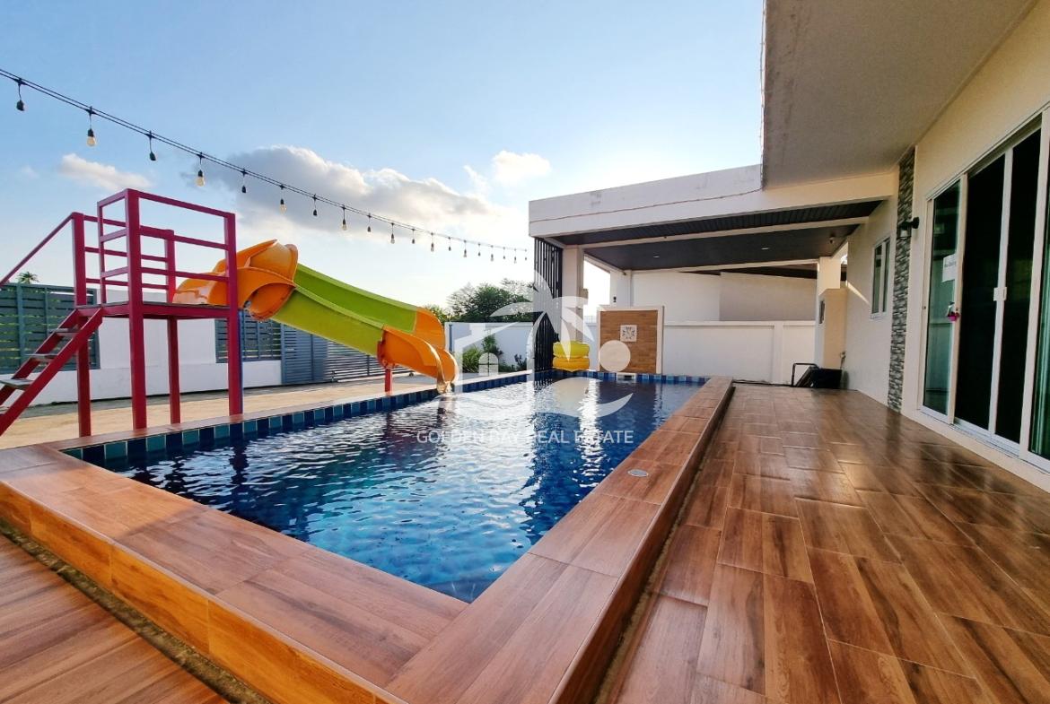 Private Pool Villa – Bang Saray