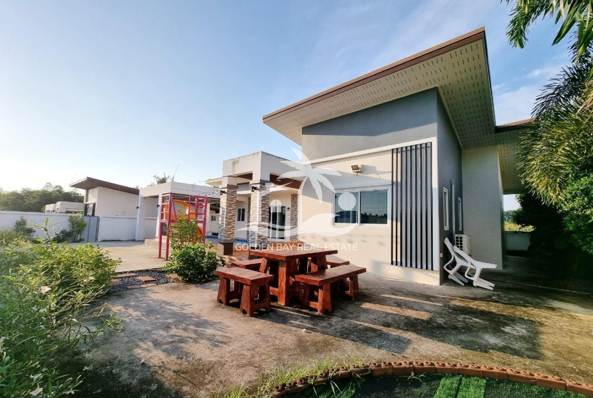 Private Pool Villa – Bang Saray
