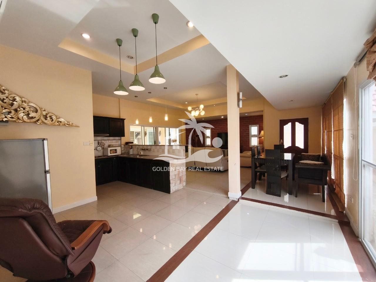 Jomtien Palace – Jomtien