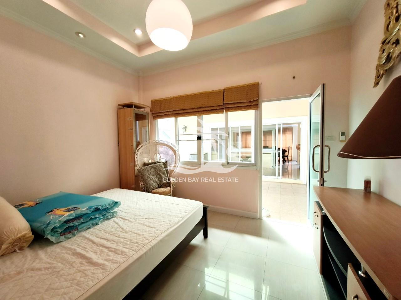 Jomtien Palace – Jomtien
