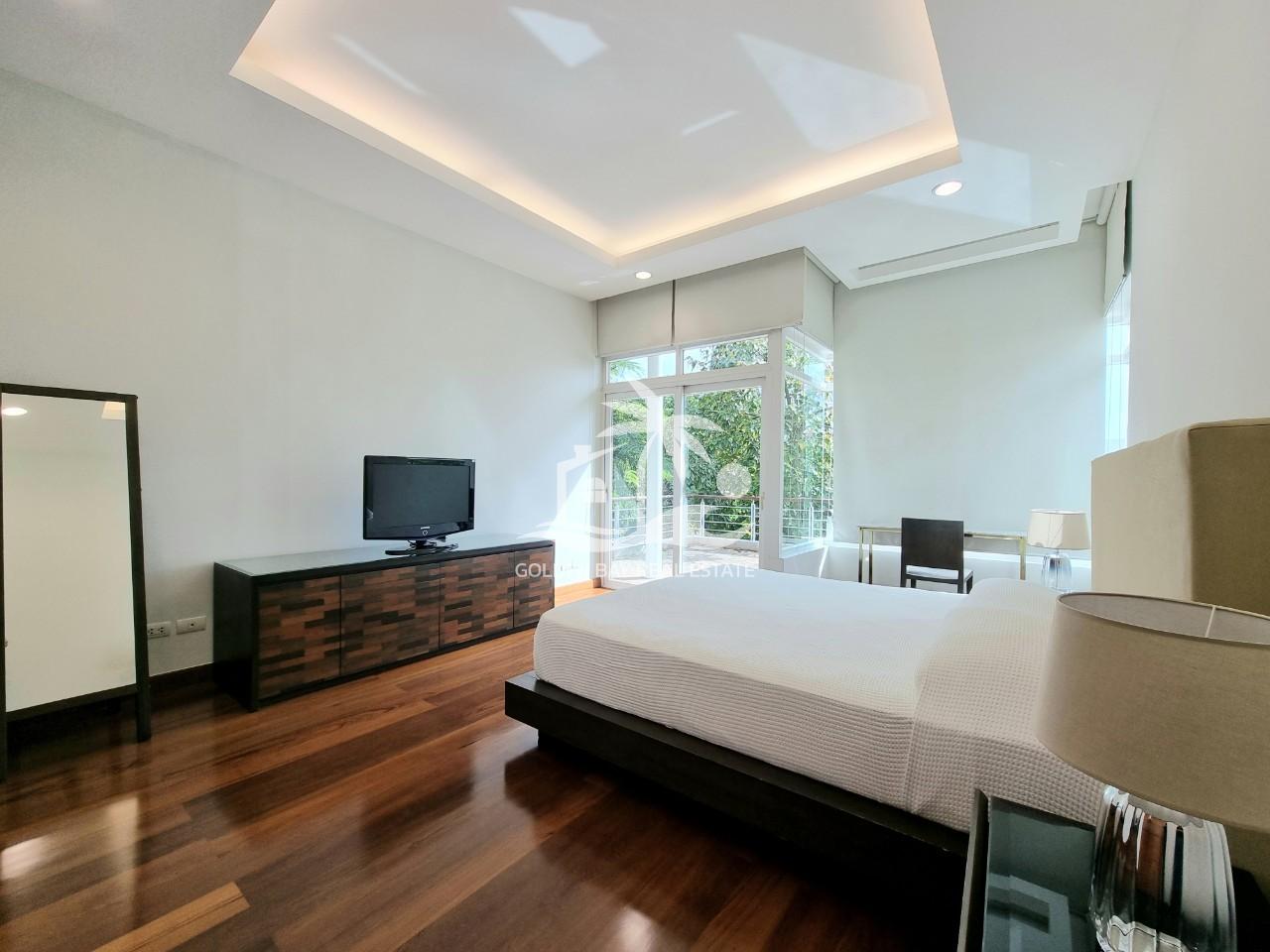 Baan Talay – Bang Saray