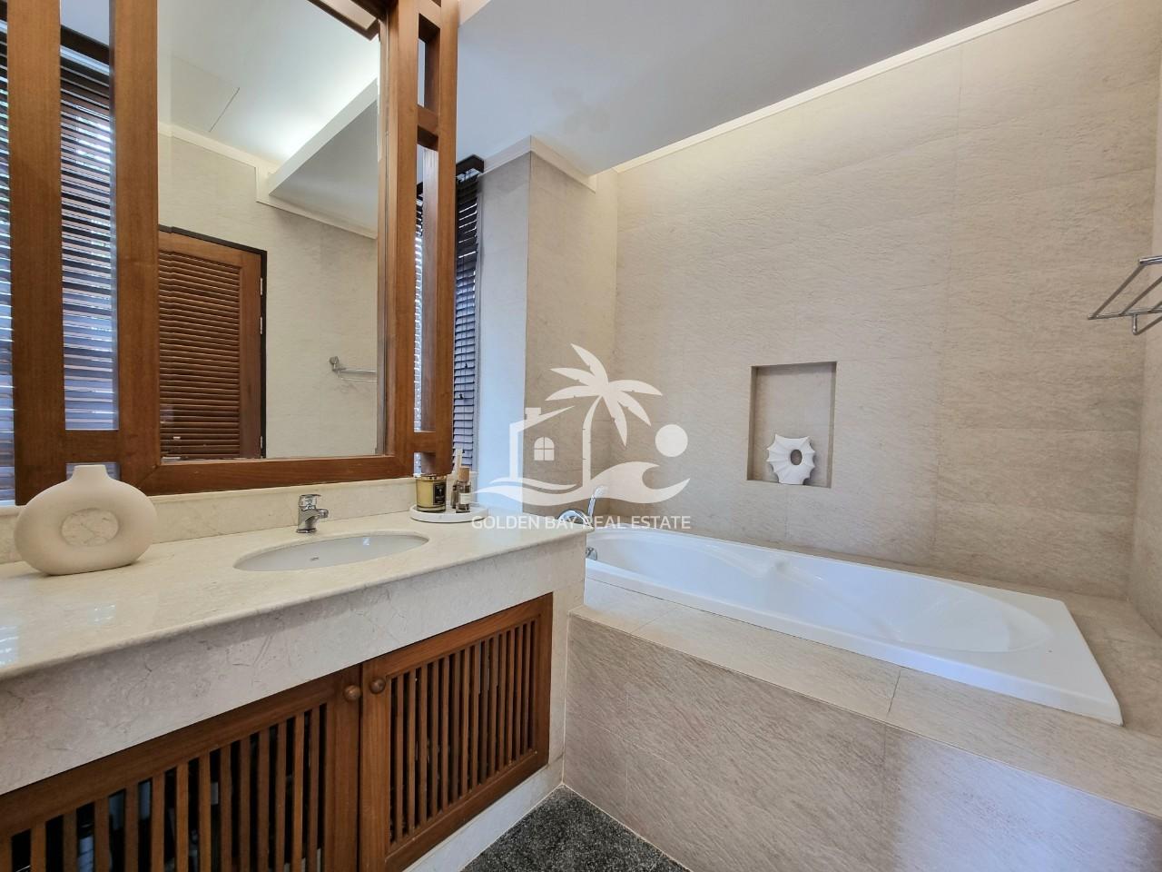 Baan Talay – Bang Saray