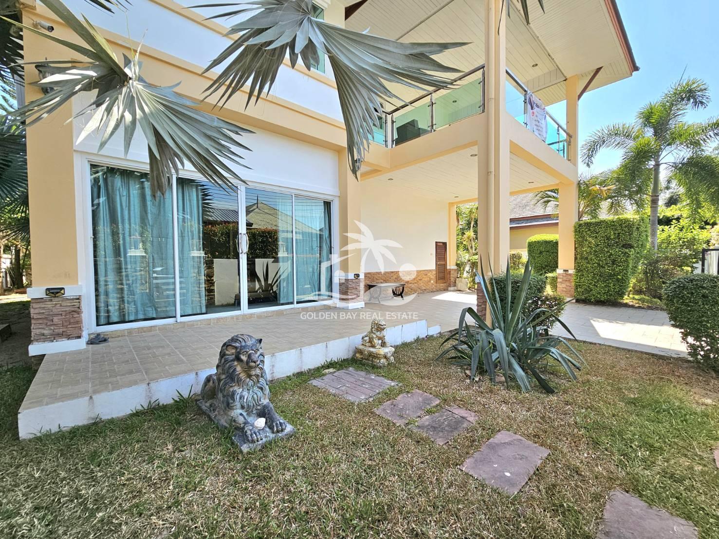 1624194_0 Baan Dusit Pattaya Lake – Baan Amphur