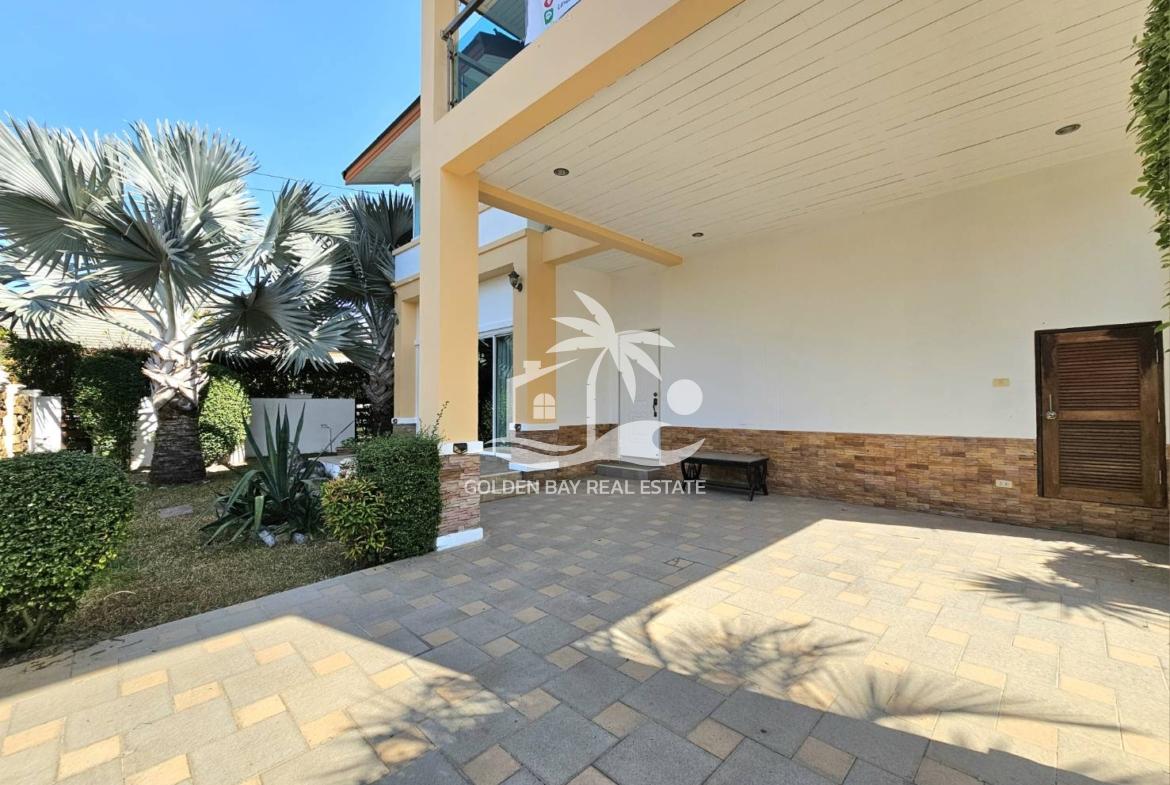 Baan Dusit Pattaya Lake – Baan Amphur