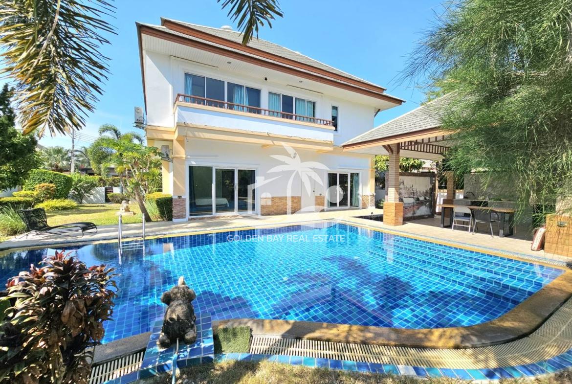 Baan Dusit Pattaya Lake – Baan Amphur