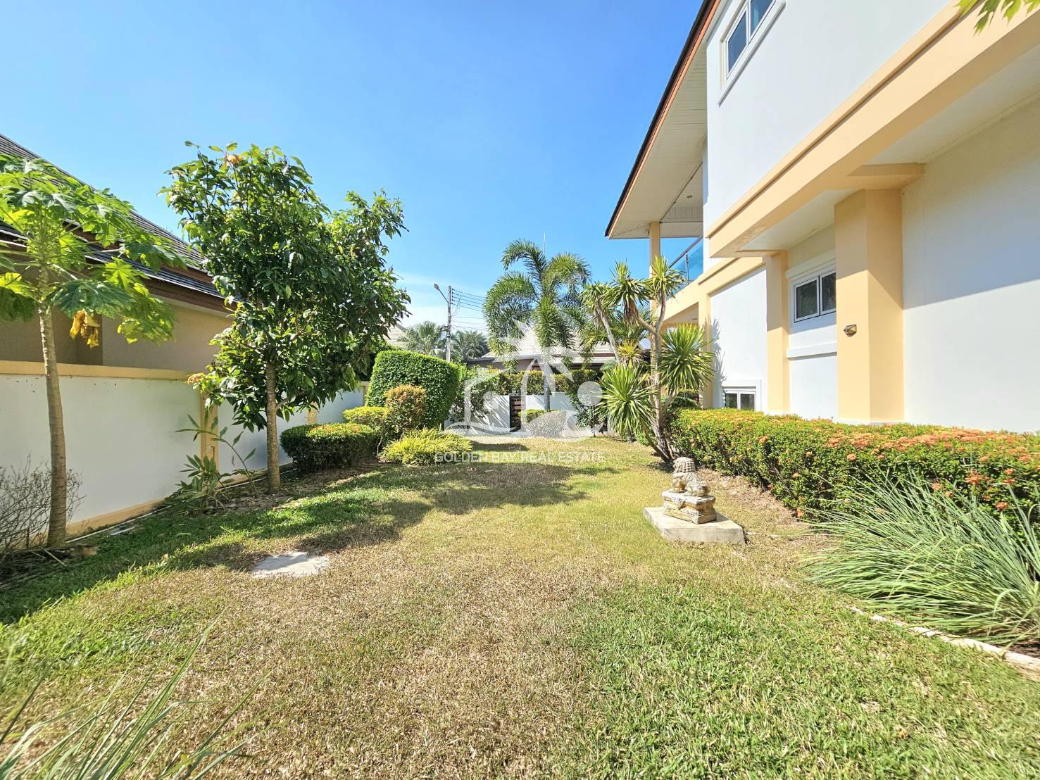 1624202_0 Baan Dusit Pattaya Lake – Baan Amphur