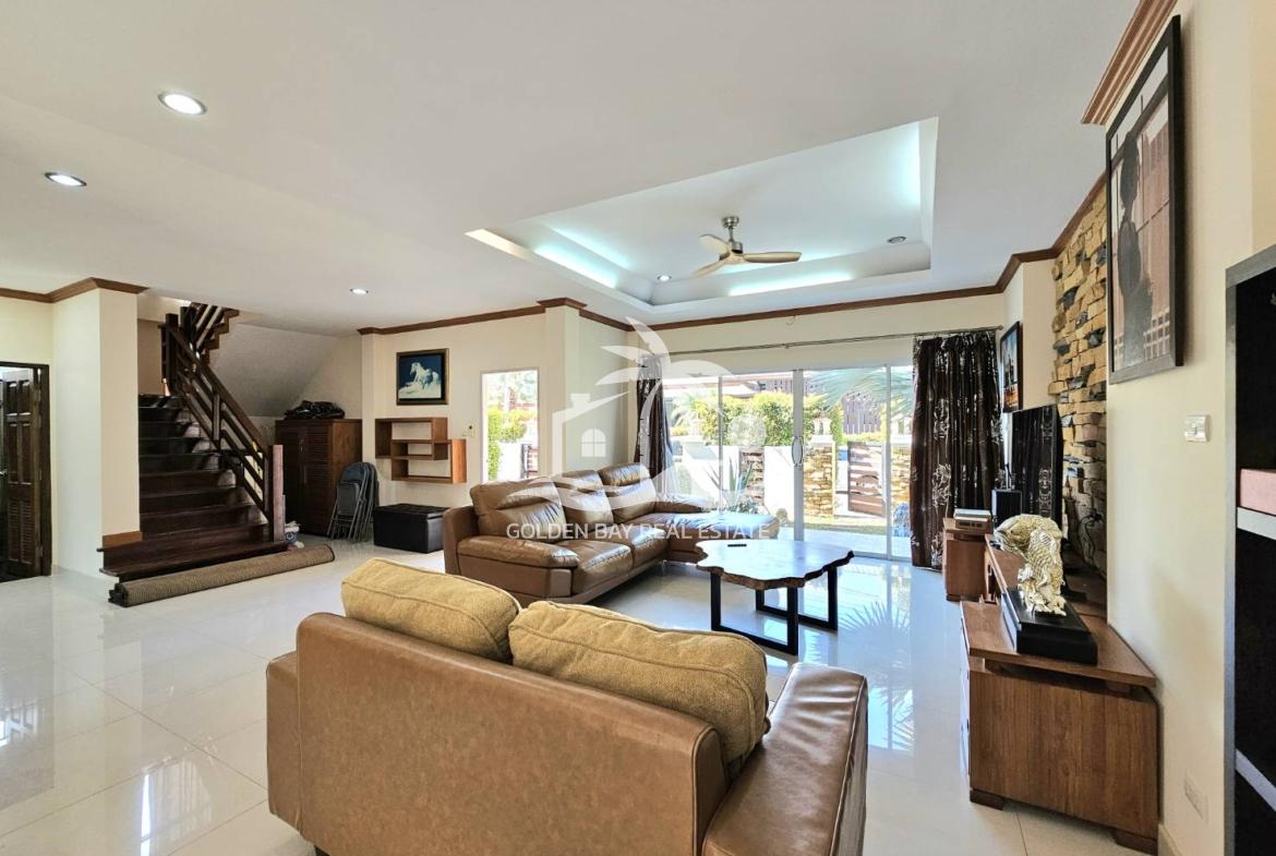 Baan Dusit Pattaya Lake – Baan Amphur