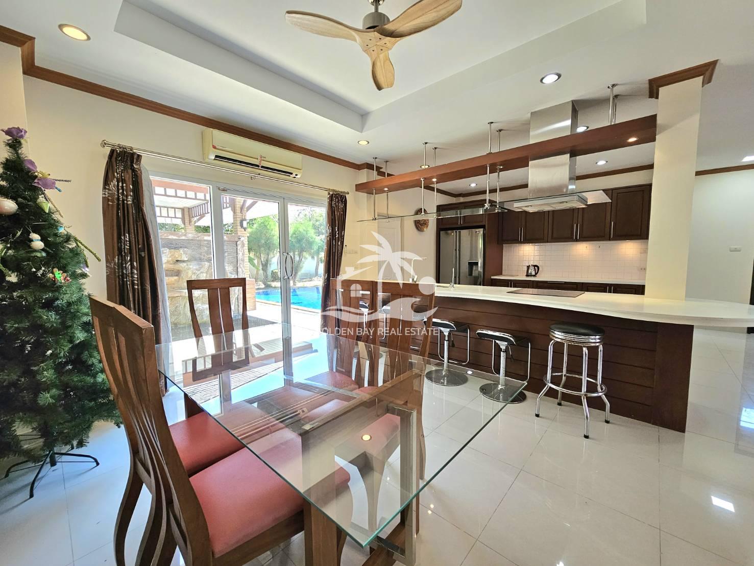 1624206_0 Baan Dusit Pattaya Lake – Baan Amphur