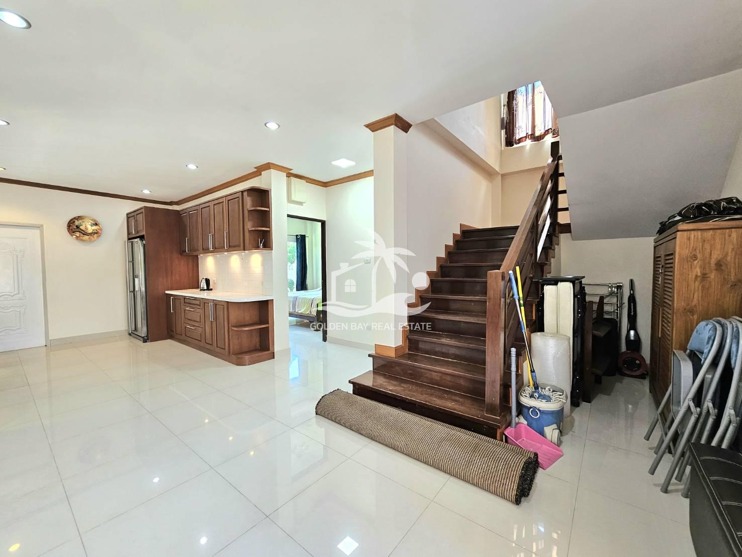 1624212_0 Baan Dusit Pattaya Lake – Baan Amphur