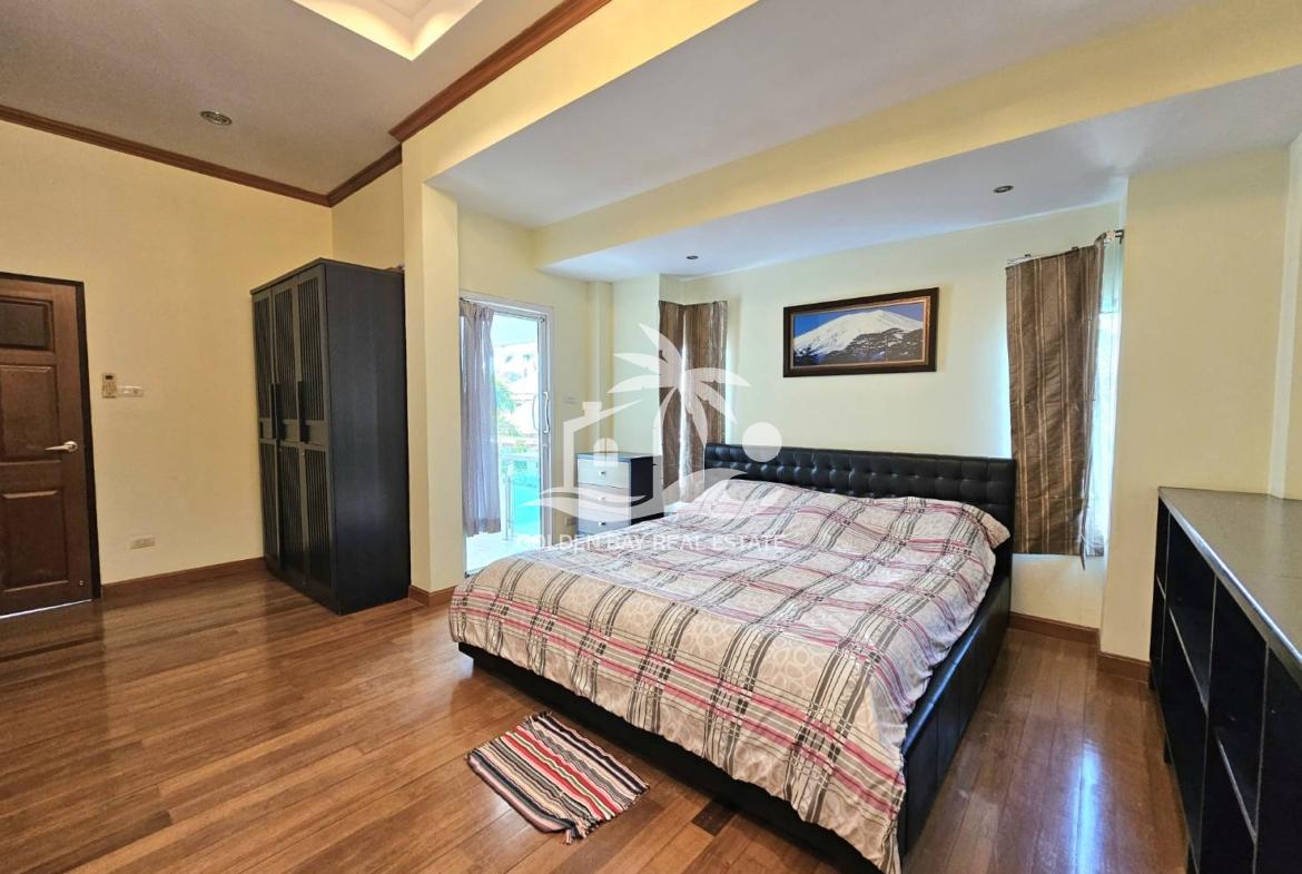 Baan Dusit Pattaya Lake – Baan Amphur