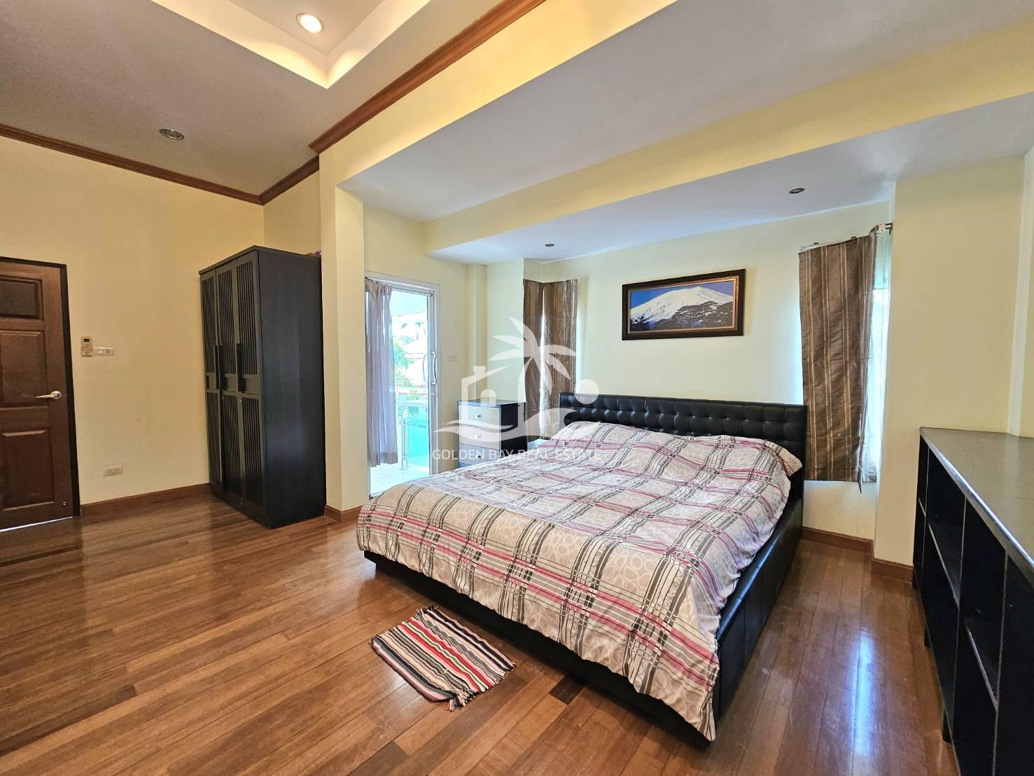1624218_0 Baan Dusit Pattaya Lake – Baan Amphur