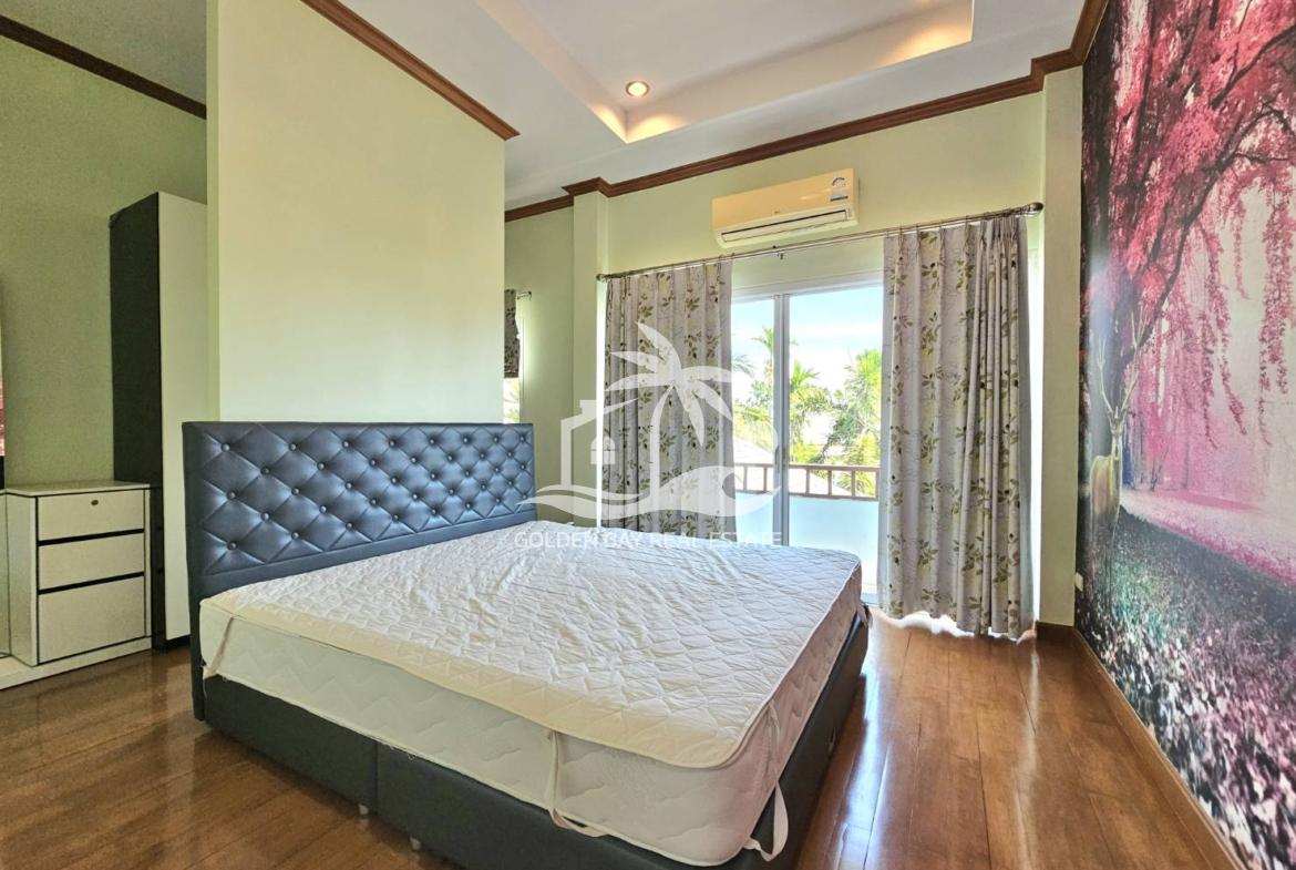 Baan Dusit Pattaya Lake – Baan Amphur