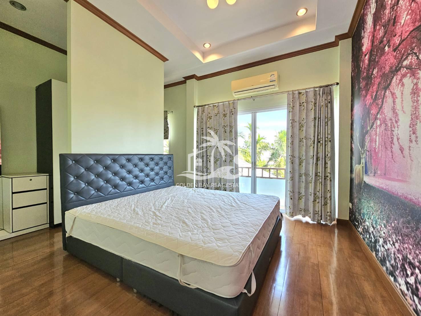 1624224_0 Baan Dusit Pattaya Lake – Baan Amphur