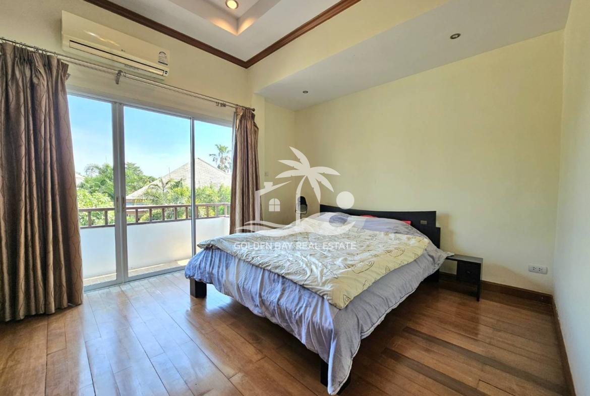 Baan Dusit Pattaya Lake – Baan Amphur
