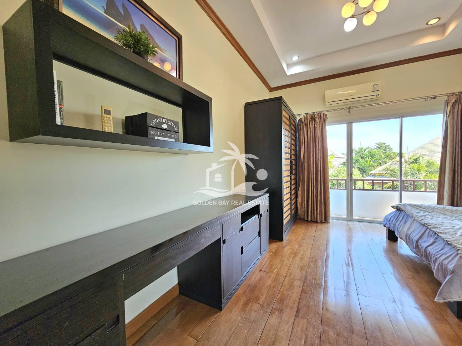 1624230_0 Baan Dusit Pattaya Lake – Baan Amphur