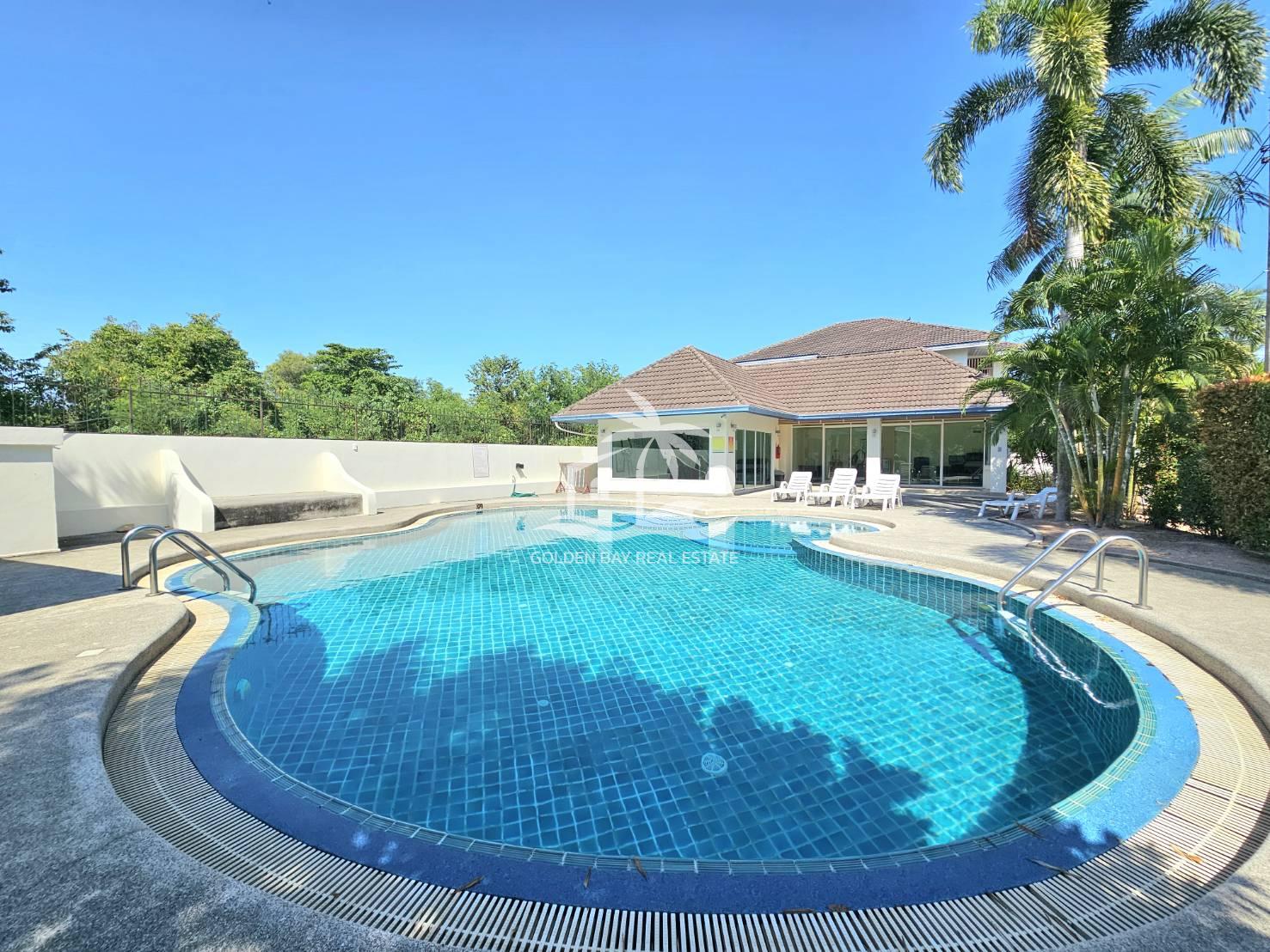 1645009_0 The Meadows – East Pattaya