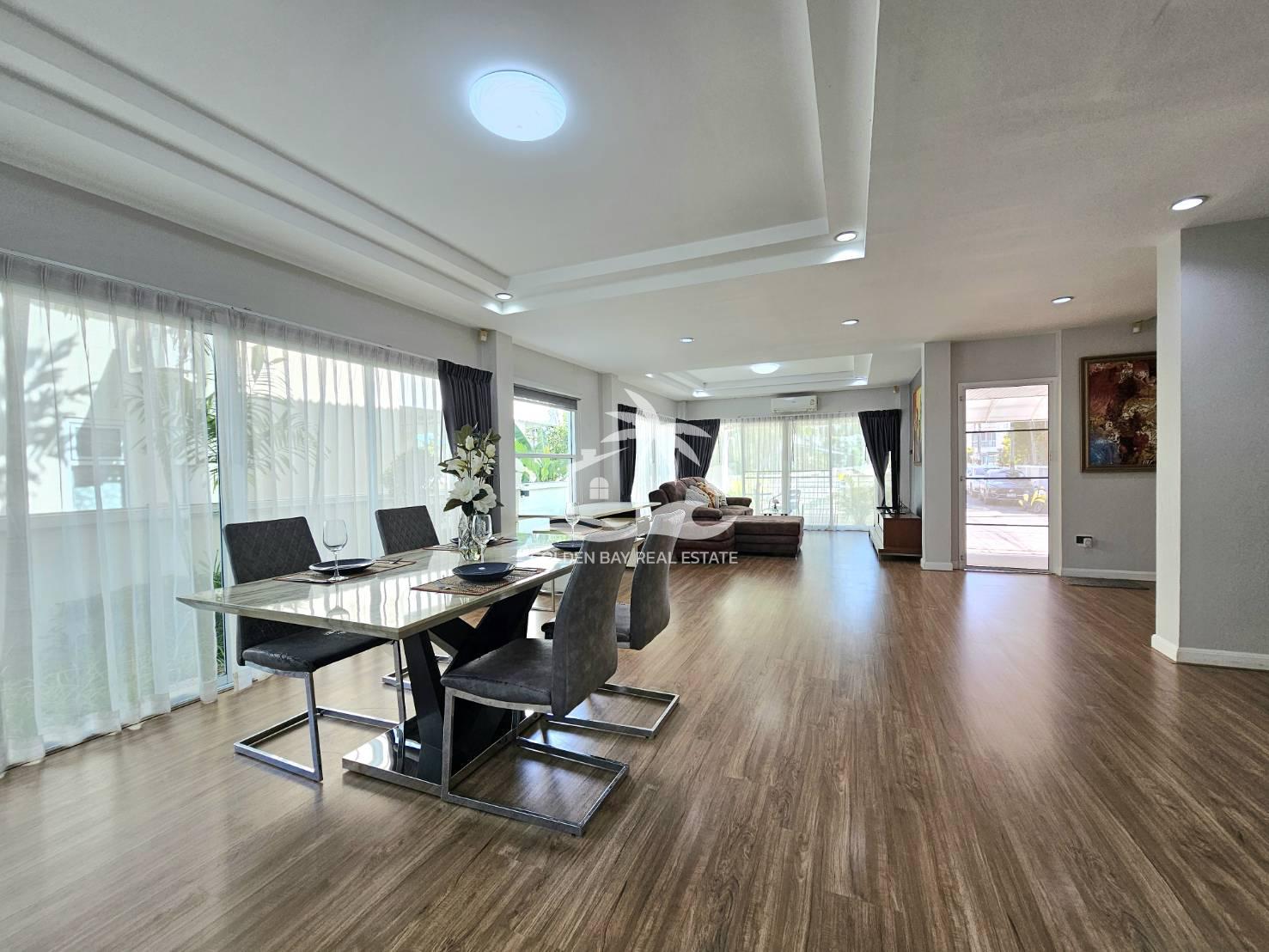 1645015_0 The Meadows – East Pattaya