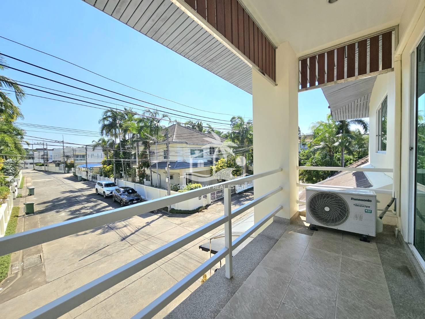 1645029_0 The Meadows – East Pattaya