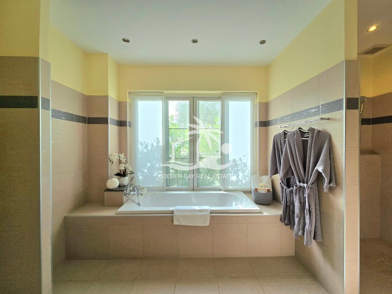 241203 (52) Siam Royal View – East Pattaya