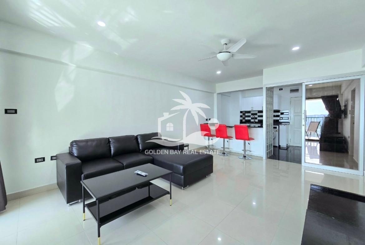 Sombat Pattaya Condotel – Pratumnak Hill