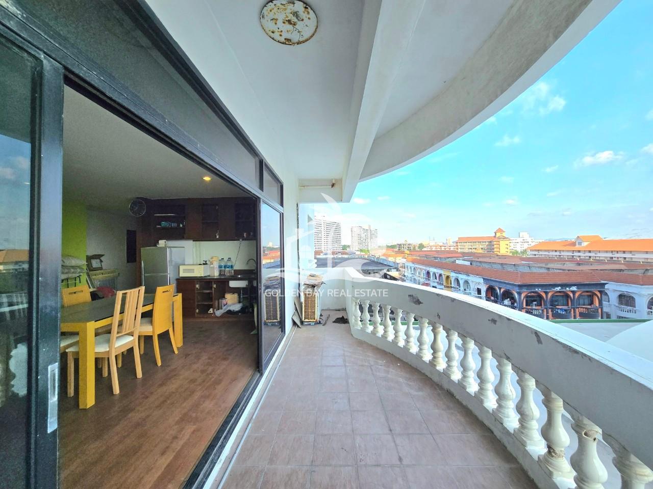 Jomtien Complex – Jomtien
