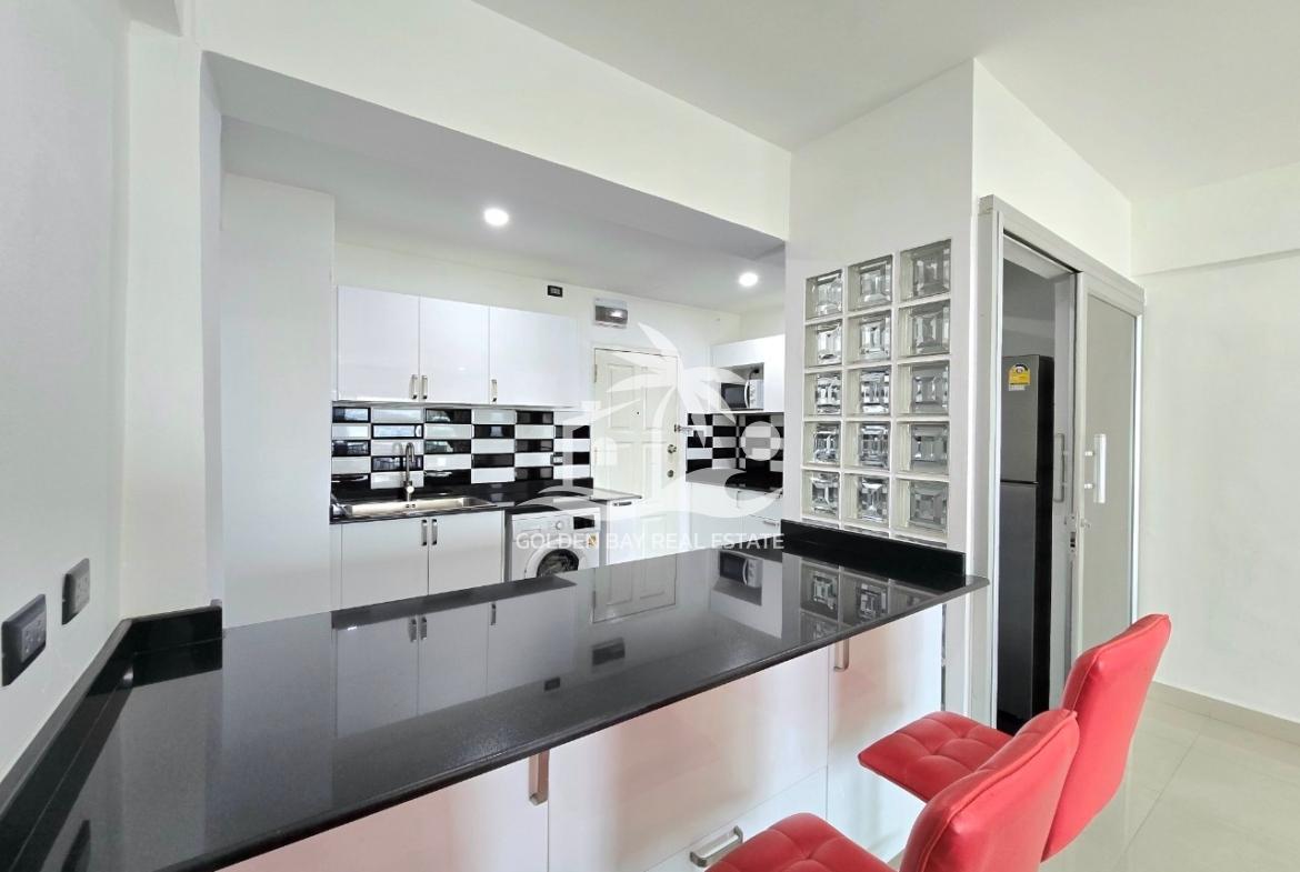 Sombat Pattaya Condotel – Pratumnak Hill