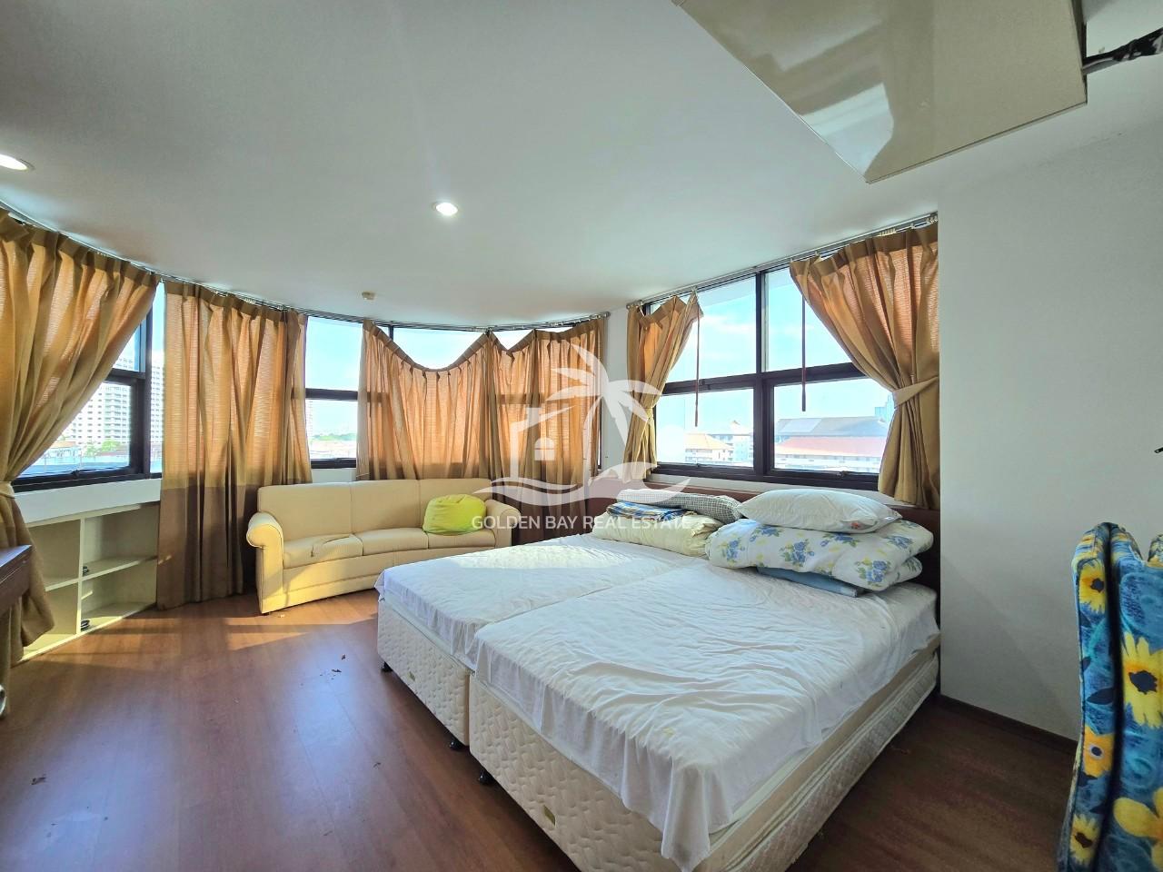 Jomtien Complex – Jomtien