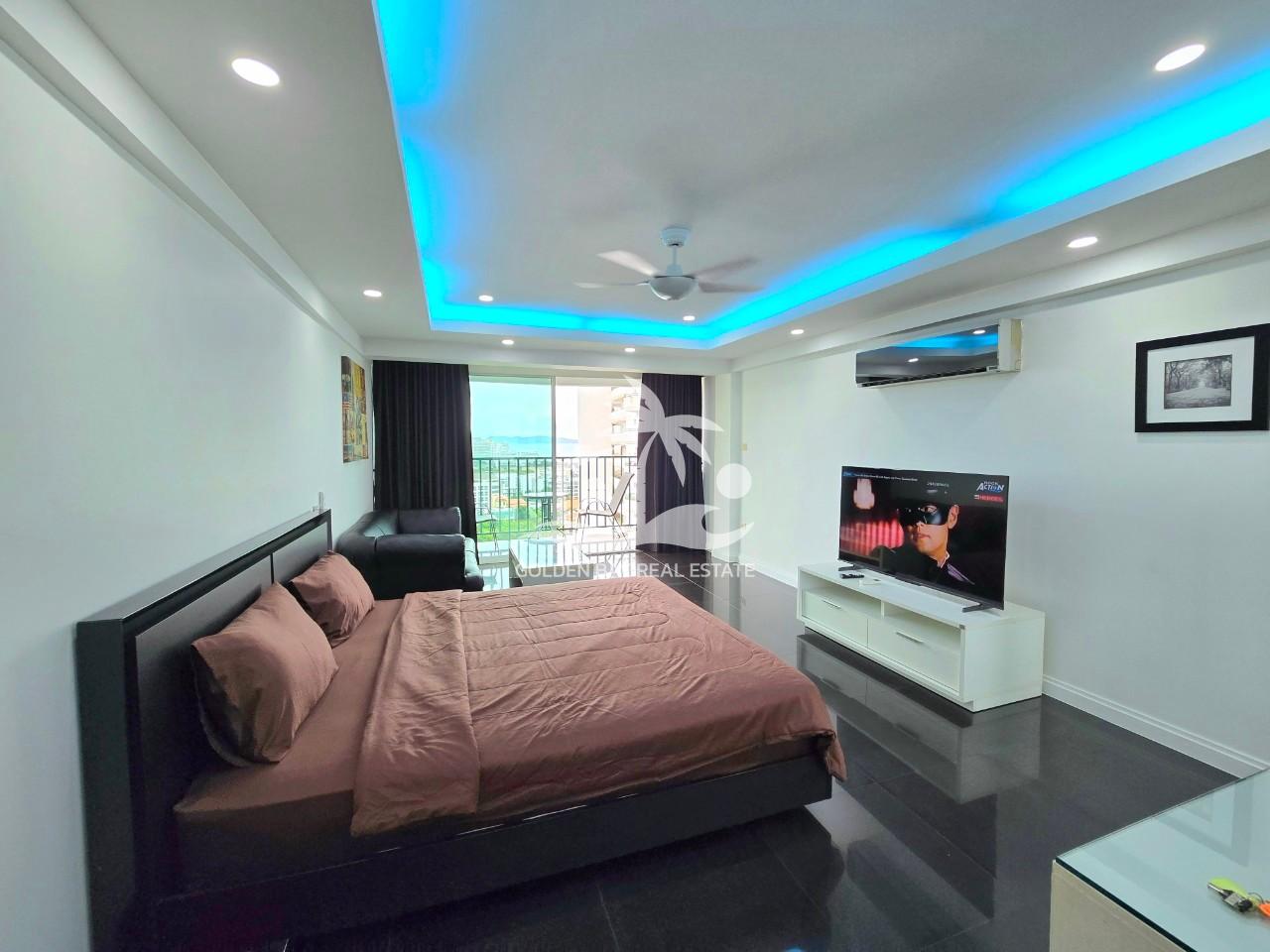 Sombat Pattaya Condotel – Pratumnak Hill
